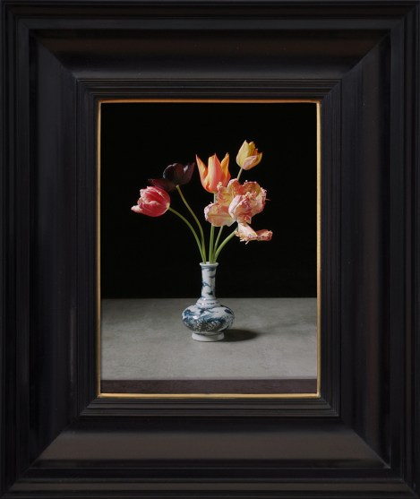 RN1061 Transforming Five Tulips in a Wan-Li Vase 2017
